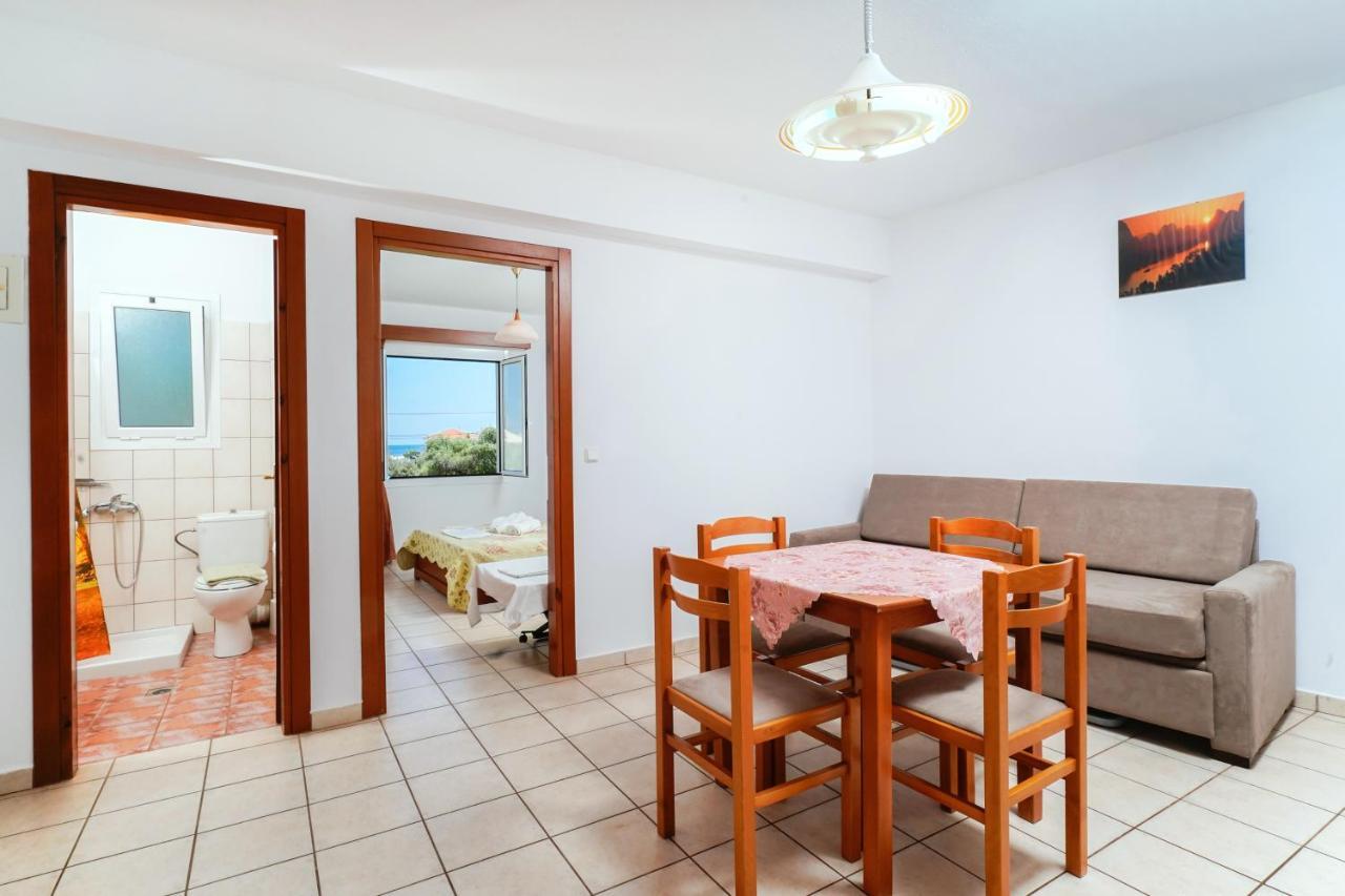 סקאלה פוטאמיאס Green Apartments מראה חיצוני תמונה