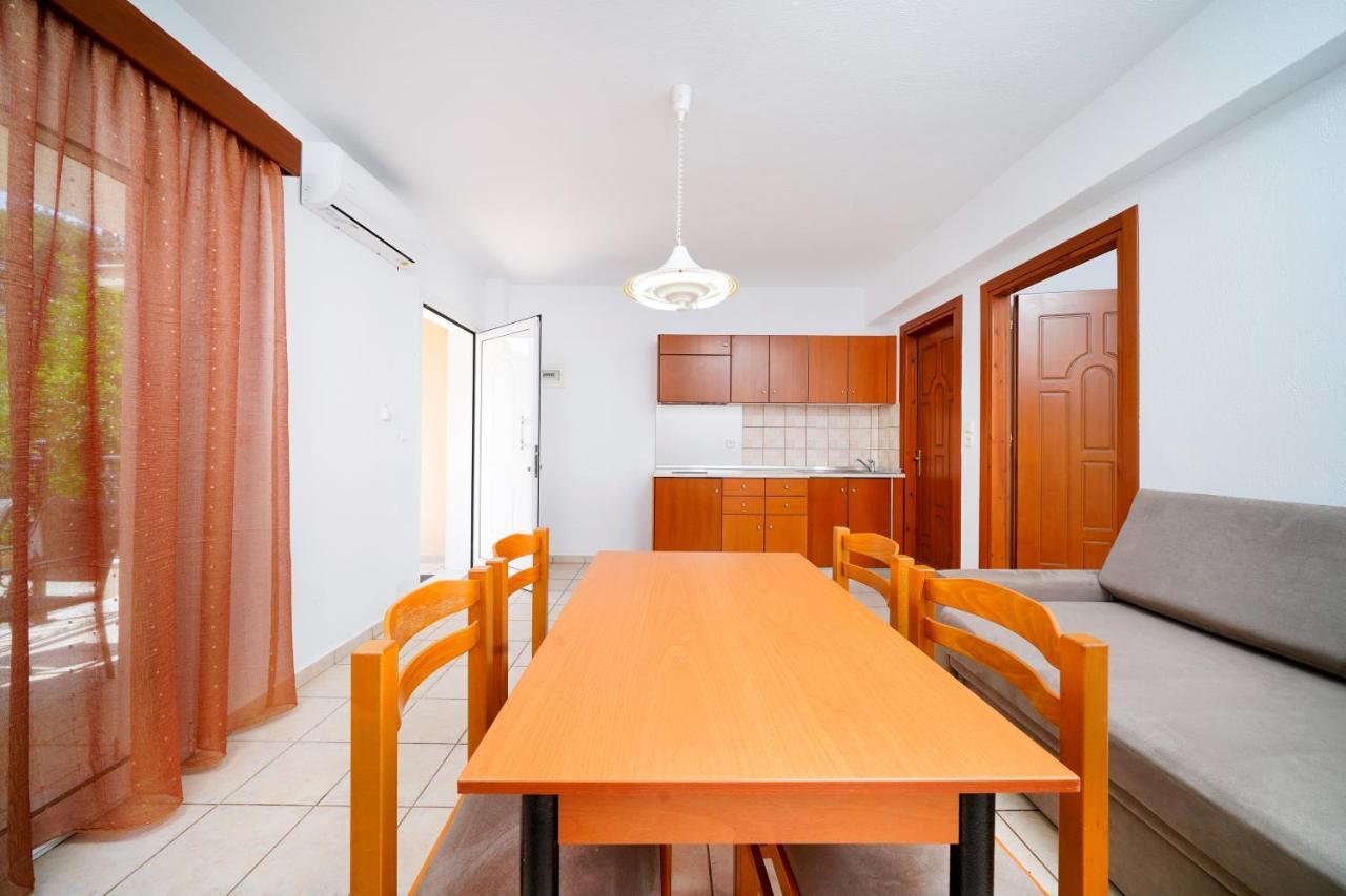 סקאלה פוטאמיאס Green Apartments מראה חיצוני תמונה